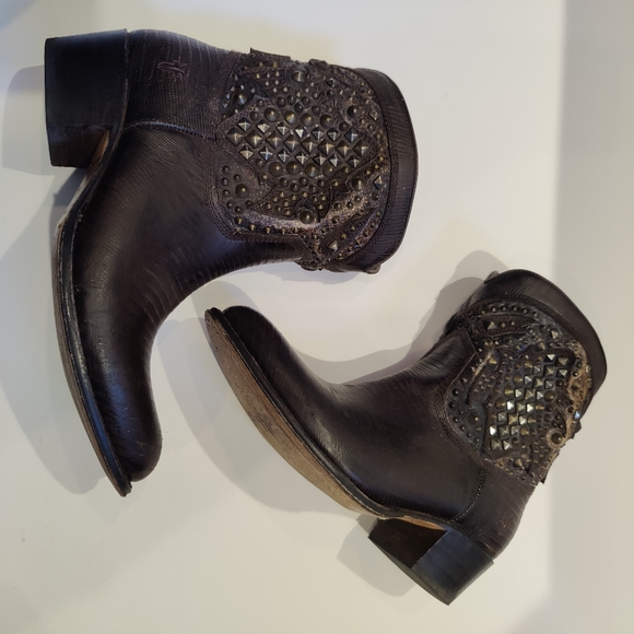 Frye Deborah Deco Short Boots Dark Brown - Picture 8 of 12